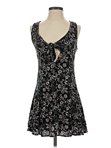 Forever 21 Casual Dress (view 1)
