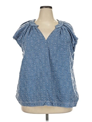 Crown & Ivy Short Sleeve Blouse (view 1)