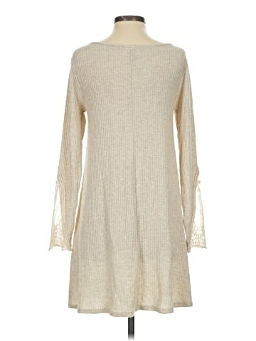 Alya Casual Dress (view 2)