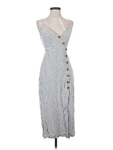 Urban Outfitters Casual Dress (view 1)