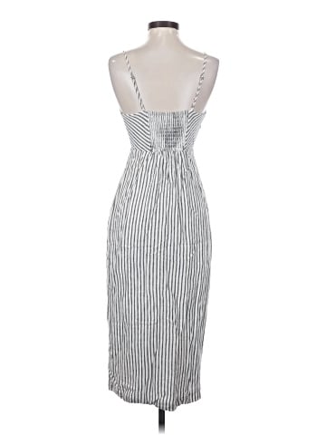 Urban Outfitters Casual Dress (view 2)