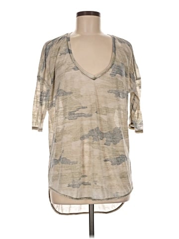 Express Outlet 3/4 Sleeve T-Shirt (view 1)