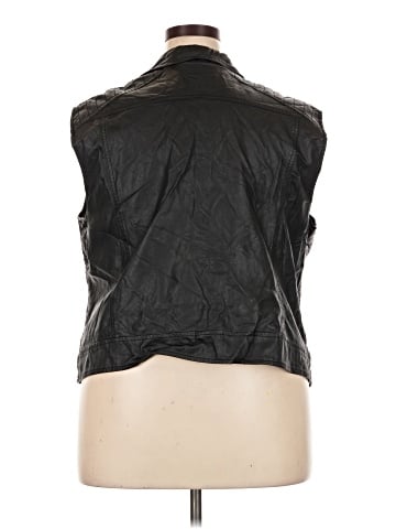 Boutique + Vest (view 2)