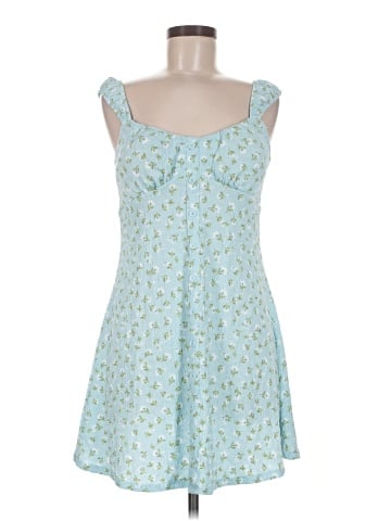 No Boundaries Casual Dress (view 1)