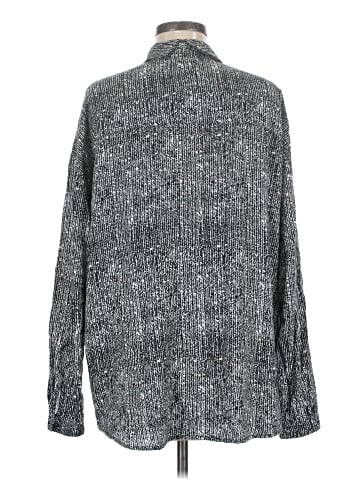 Bella Luxx Long Sleeve Button-Down Shirt (view 2)