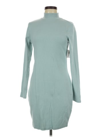 Old Navy Casual Dress (view 1)
