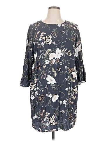 Old Navy Casual Dress (view 1)