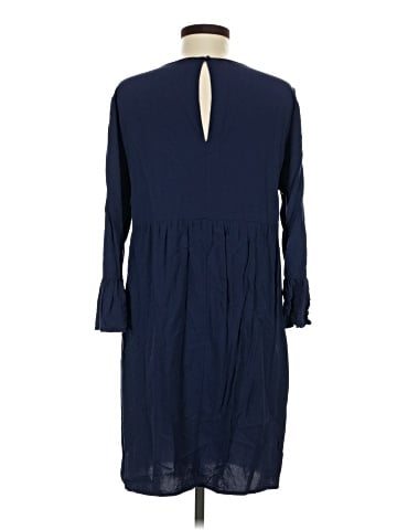 Old Navy Casual Dress (view 2)