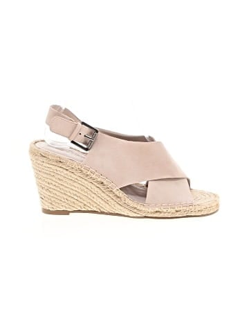 Caslon Wedges (view 1)