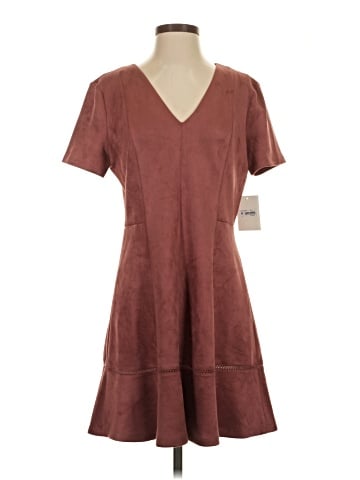 Donna Morgan Casual Dress (view 1)