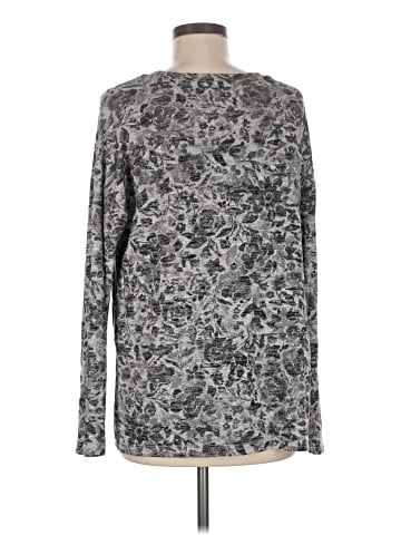 Liz Claiborne Long Sleeve T-Shirt (view 2)