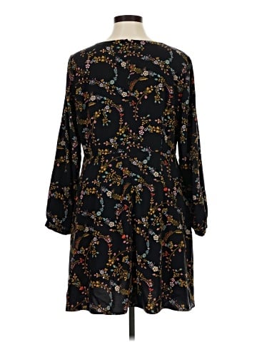 Ann Taylor LOFT Casual Dress (view 2)