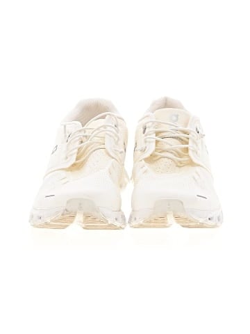 On Cloud Sneakers (view 2)