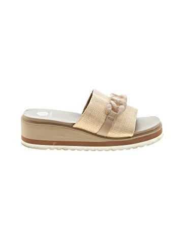 Yellow Box Wedges (view 1)