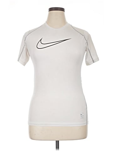 Nike Short Sleeve T-Shirt (view 1)