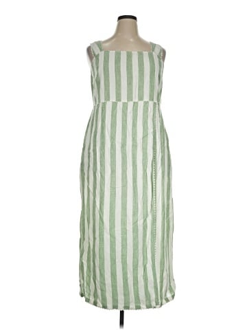 Crown & Ivy Casual Dress (view 1)