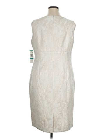 Albert Nipon Cocktail Dress (view 2)