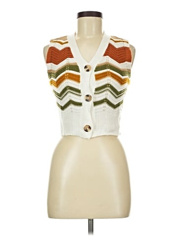 Full Circle Trends With Love Sleeveless Button-Down Shirt (view 1)
