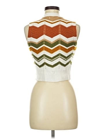 Full Circle Trends With Love Sleeveless Button-Down Shirt (view 2)