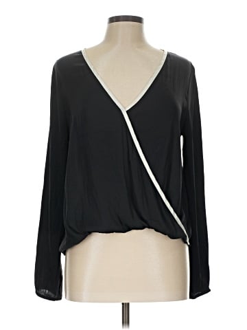 Forever 21 Long Sleeve T-Shirt (view 1)