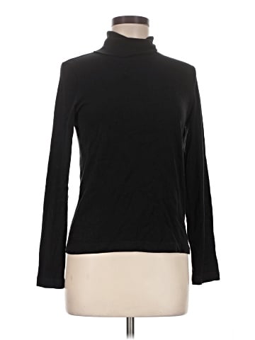 Uniqlo Turtleneck Sweater (view 1)