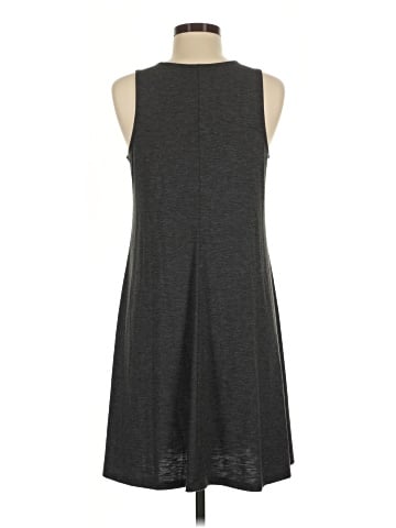 Old Navy Casual Dress (view 2)