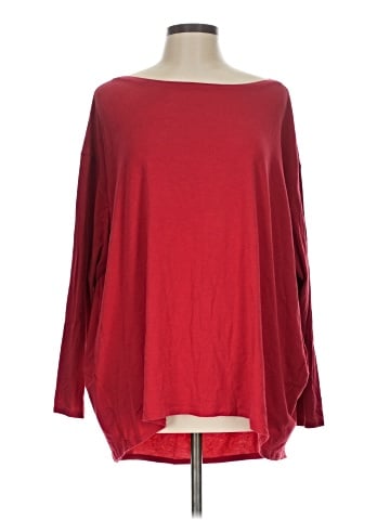 Lululemon Athletica 3/4 Sleeve T-Shirt (view 1)