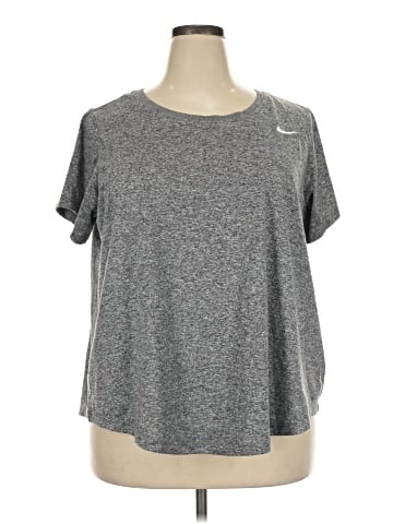Nike Active T-Shirt (view 1)