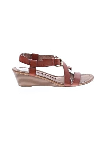 New Directions Wedges (view 1)