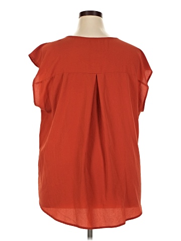 FASHION TO FIGURE Short Sleeve Blouse (view 2)
