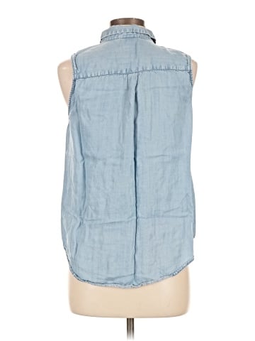 Who What Wear Sleeveless Button-Down Shirt (view 2)