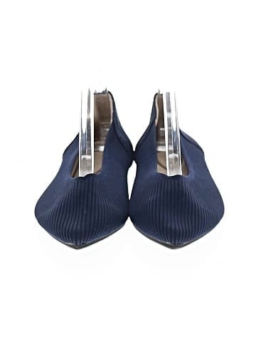 Unbranded Flats (view 2)