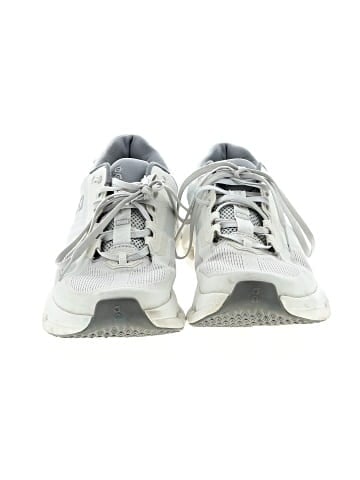 On Cloud Sneakers (view 2)
