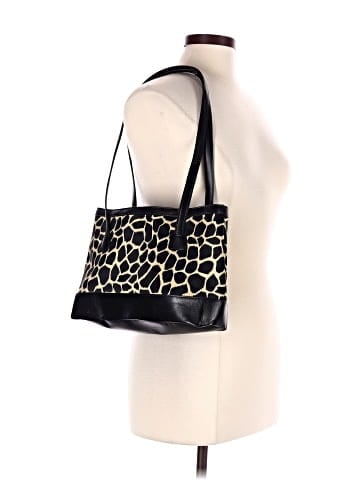 MAXX New York Shoulder Bag (view 2)