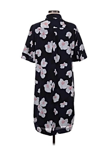 Banana Republic Casual Dress (view 2)