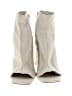 Steve Madden Ivory Ankle Boots Size 9 - photo 2