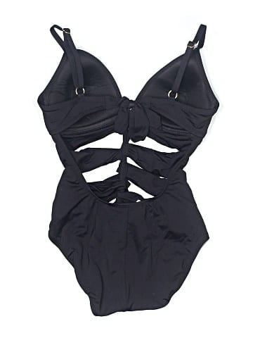 La Blanca One Piece Swimsuit (view 2)
