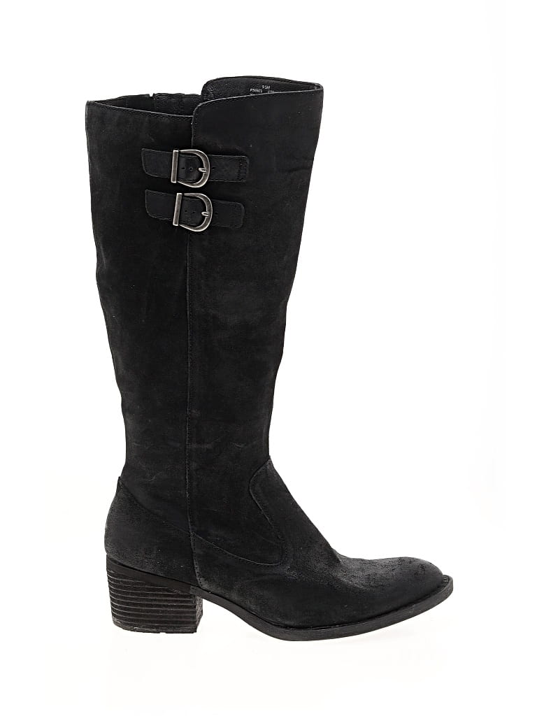 Pre-owned Born Boots In Black