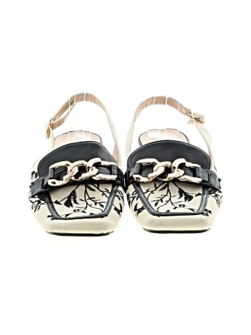 Unbranded Flats (view 2)