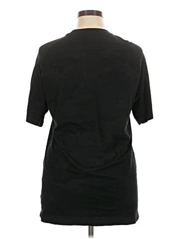 Fabletics Active T-Shirt (view 2)