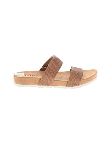 Cliffs by White Mountain Sandals (view 1)