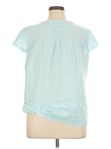 IZOD Short Sleeve Blouse (view 2)