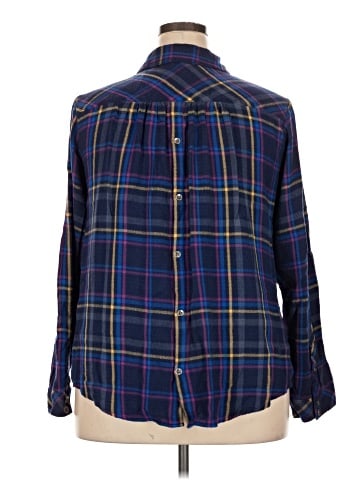 Torrid Long Sleeve Button-Down Shirt (view 2)