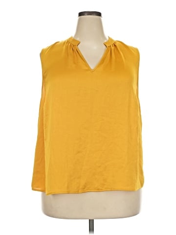 Kasper Sleeveless Blouse (view 1)
