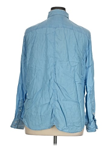 Crown & Ivy Long Sleeve Button-Down Shirt (view 2)