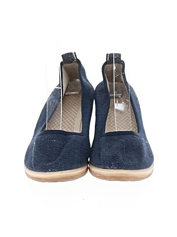 Unbranded Wedges (view 2)