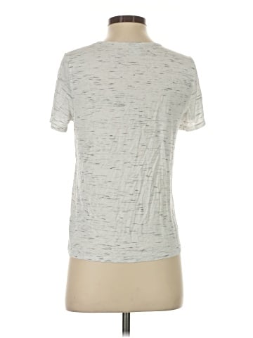 Old Navy Short Sleeve T-Shirt (view 2)