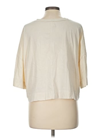 Lulus 3/4 Sleeve T-Shirt (view 2)