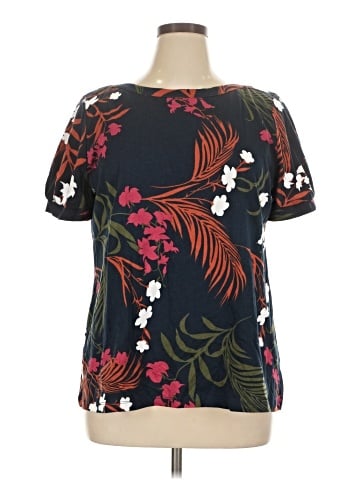 Liz Claiborne Short Sleeve Blouse (view 1)
