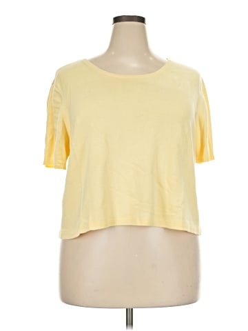 Draper's & Damon's Short Sleeve T-Shirt (view 1)